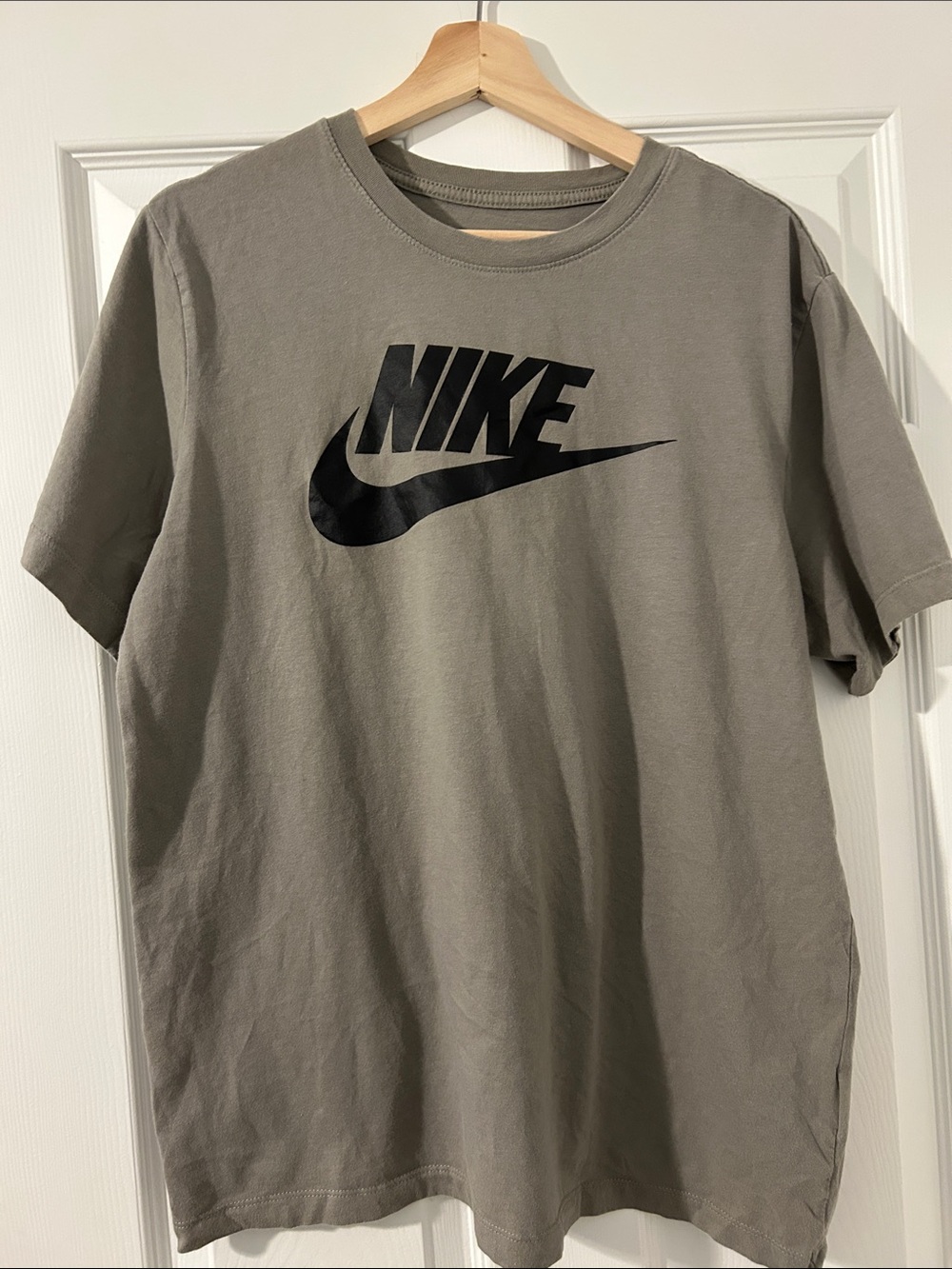 Nike Short Sleeve Crew T-Shirt — Olive